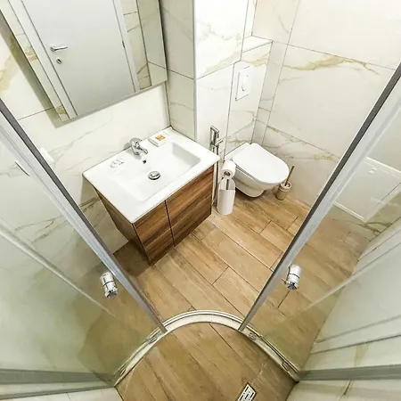 Seaview Modern 2 Bedrooms Apartment