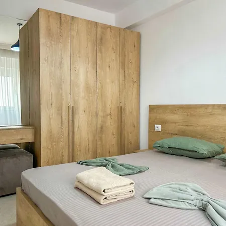 Seaview Modern 2 Bedrooms *